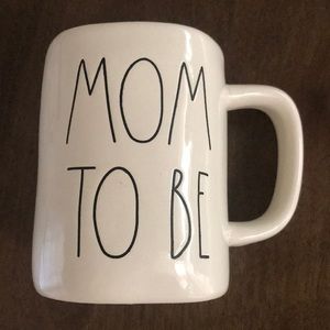 Rae Dunn “Mom To Be” coffee mug
